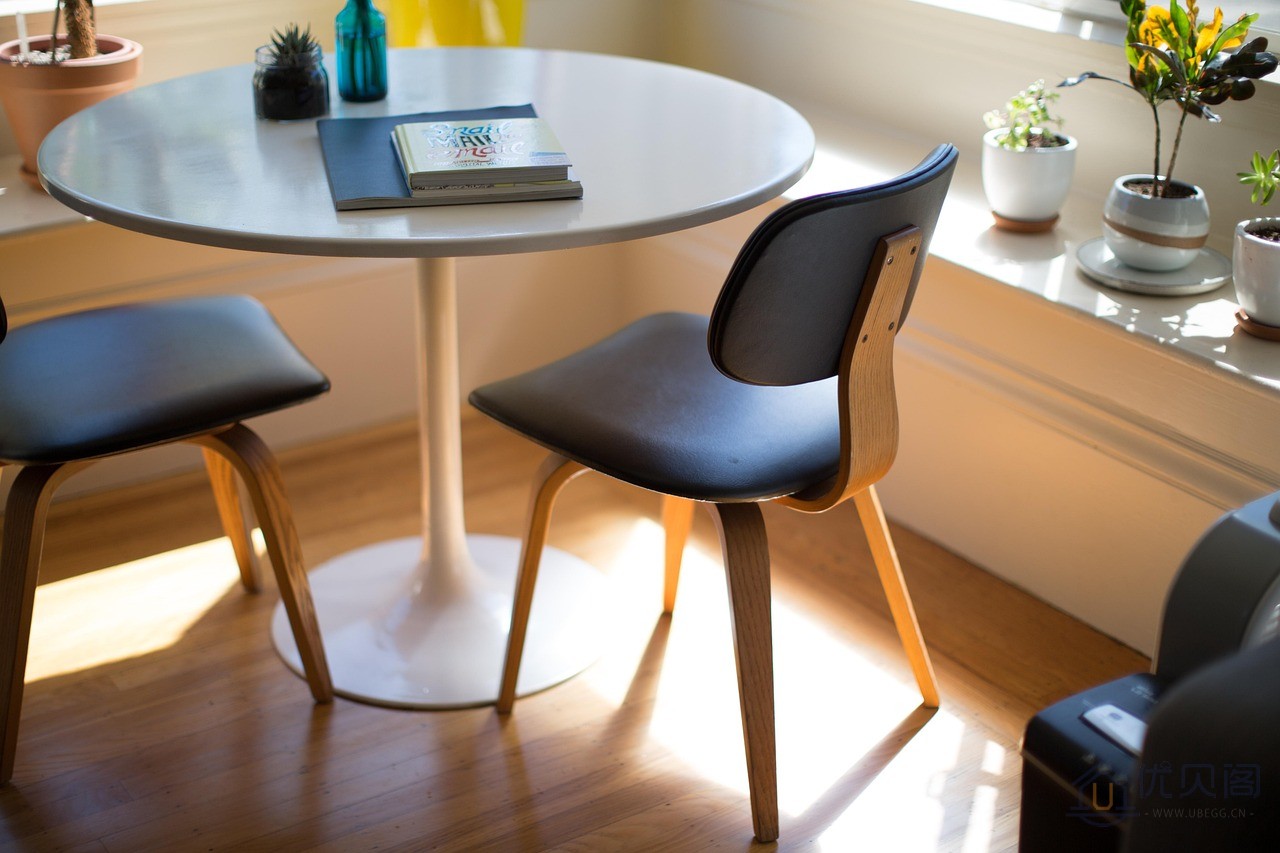 furniture-1840463_1280.jpg