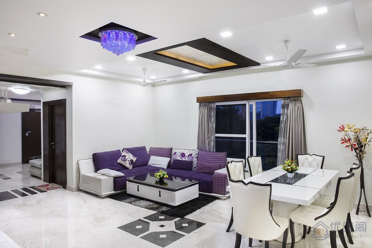 modern-house-1686766_1280.jpg